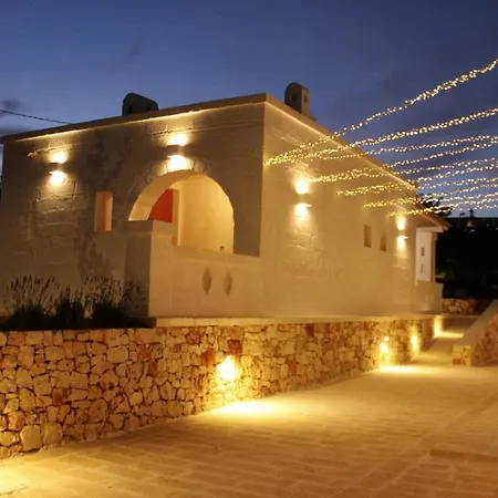 فيلة Lamacoppa Relax House *